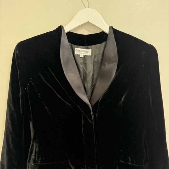 Vintage Giorgio Armani Black Velvet Snap Button Coat - Picture 8 of 8